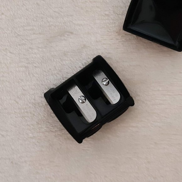 ☀️ 3/$15 ☀️ NARS | Pencil Sharpener - Picture 4 of 4